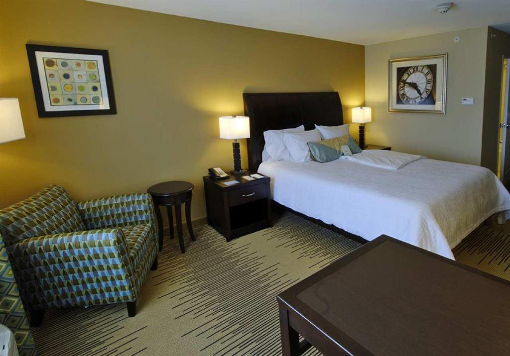 Hilton Garden Inn Cincinnati/Mason Room photo